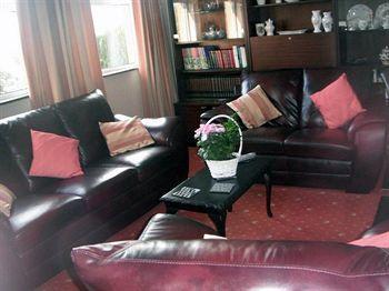 Hotel Suncrest à Waterford Extérieur photo